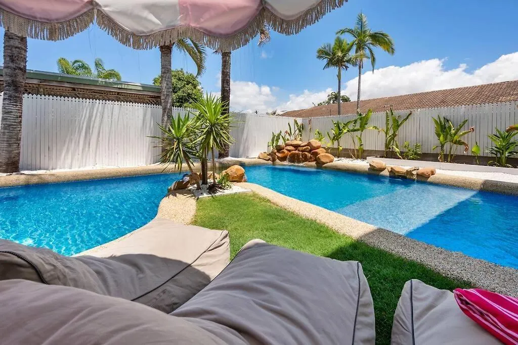 3 Palms Lagoon Pool Villa Таунсвилл Австралия